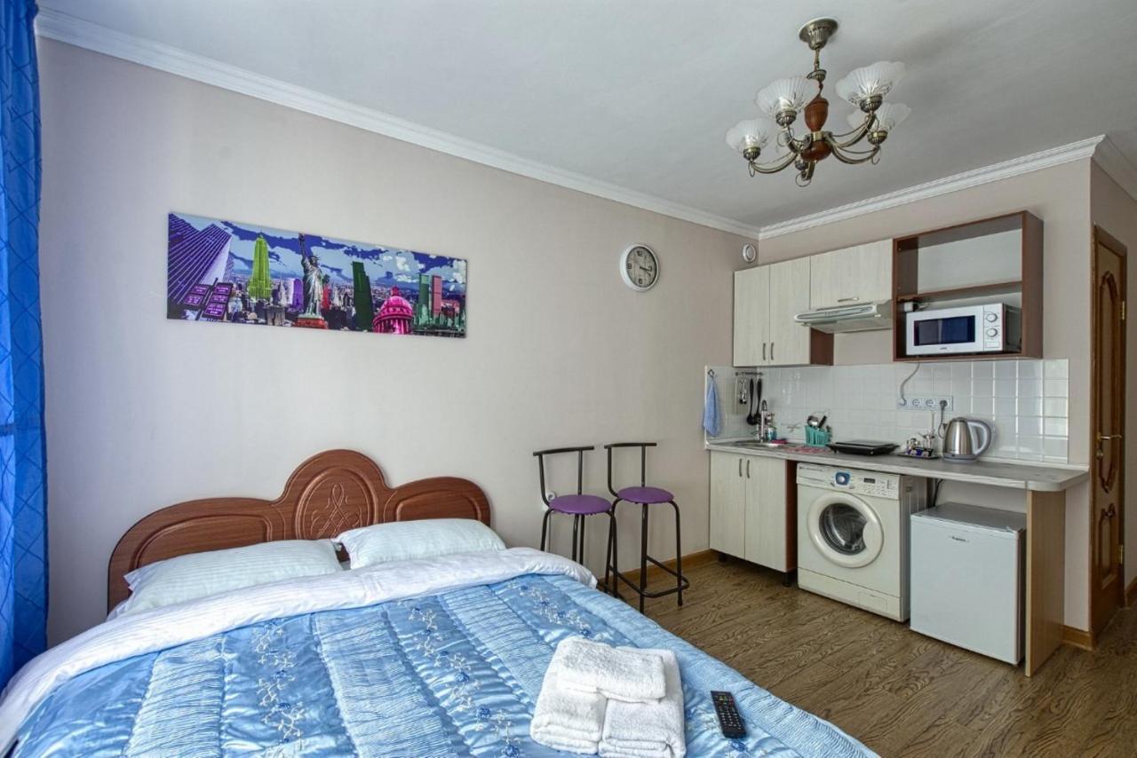 Апартаменты На Улице Клочкова, 128 Almaty Eksteriør bilde